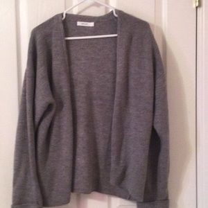 Mod Ref Grey cardigan sweater